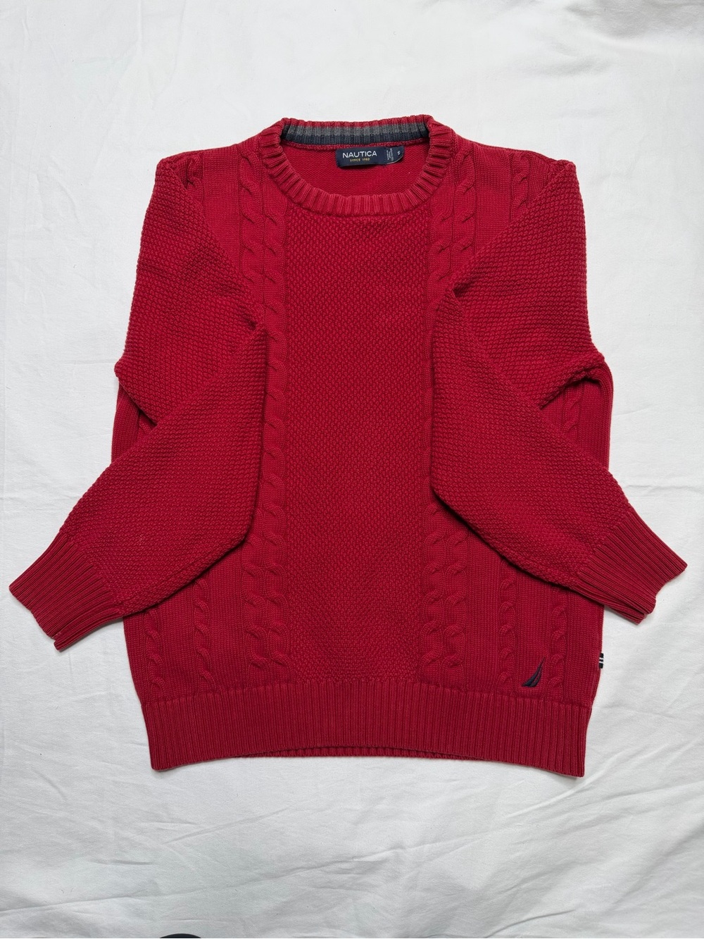 Menโs Nautica Cable-Knit Crewneck Logo Pullover Sweater Size Small Solid Knit